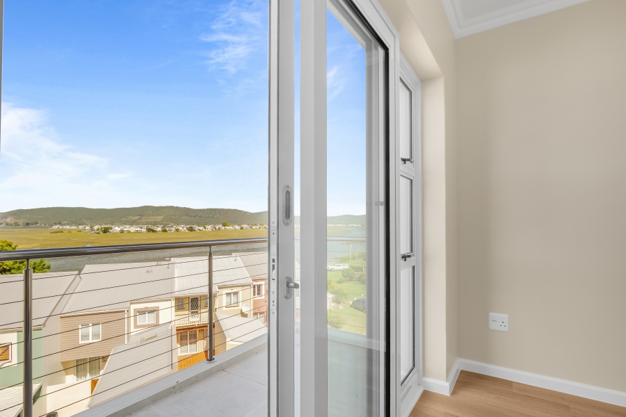 3 Bedroom Property for Sale in Costa Sarda Western Cape